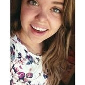 Hannah Ayerss foto