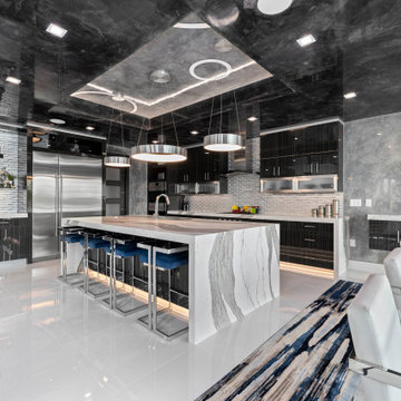 Contemporary Kitchen on Paradise Island