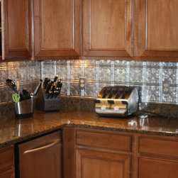 Fasade Traditional 10 - Home Decor