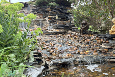 Inspiration for a landscaping in Raleigh.