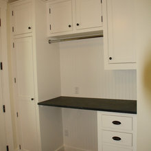 Lakehouse Laundry Room