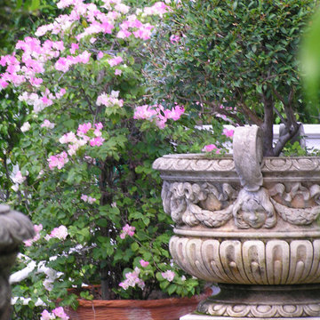 Garden Antiques
