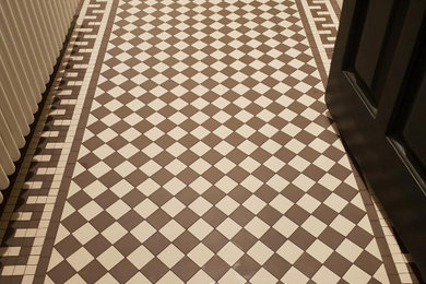 Victorian floor tiles – hallway – Stretham