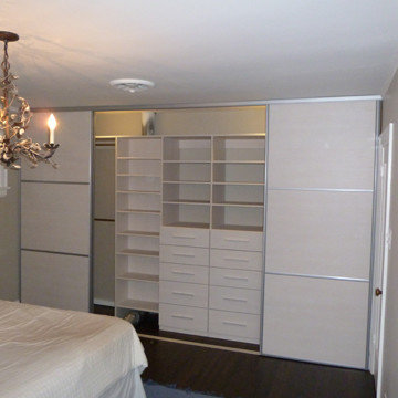 Reach-in Closets