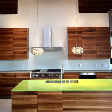 Apple Kitchen