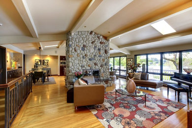Example of a living room design in Toronto