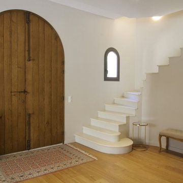 Porte d'entrée à Rognes