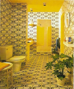 Help! 70s tile bathroom
