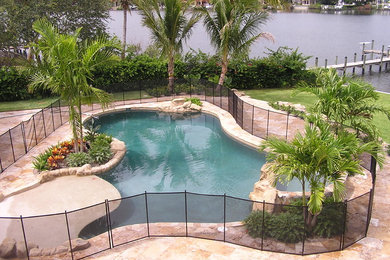Inspiration for a pool remodel in Miami