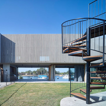 Project | V House