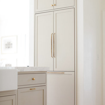 Connecticut Farmhouse Kitchen