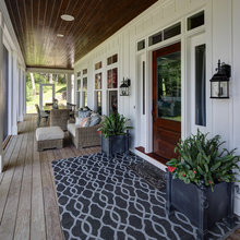 Screened in porch