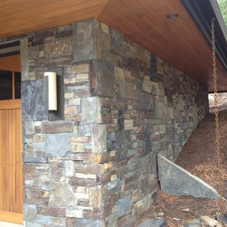 Glacier Green Ledge Stone - Siding And Stone Veneer
