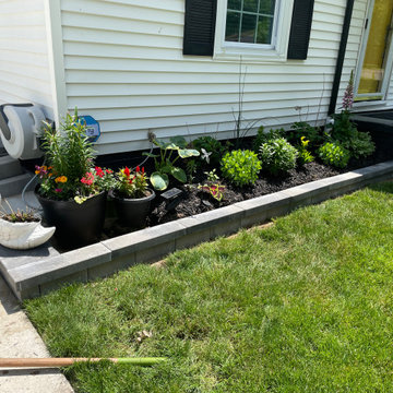 Landscaping wall edging