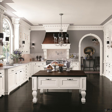 Southampton White Kitchen by Woodmode
