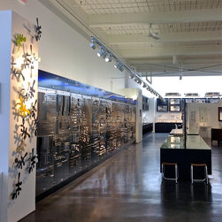 Showroom - Cabinet And Drawer Hardware
