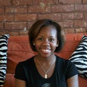 Yolanda James's photo