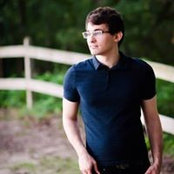 Aaron Legel's photo