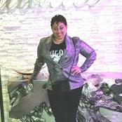 Angela Moores foto