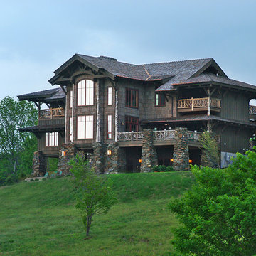 Rustic Craftsman Lodge