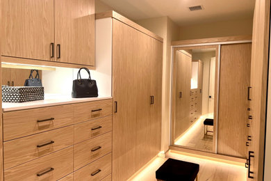 Walk-In Closets