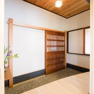 他の地域の和風のおしゃれな玄関の写真