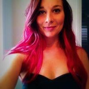 Hayley Sharps billede