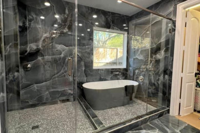 ボストンにあるミッドセンチュリースタイルのおしゃれな浴室の写真