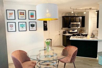 Dining room - dining room idea in Richmond