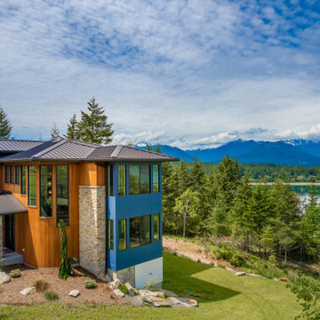 Modern Seabeck custom home