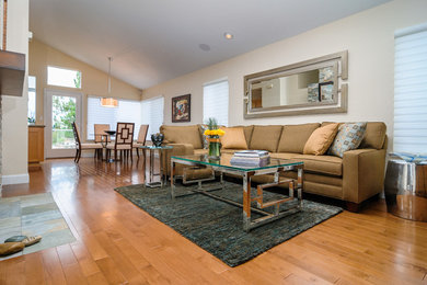 Family room - transitional family room idea in San Francisco