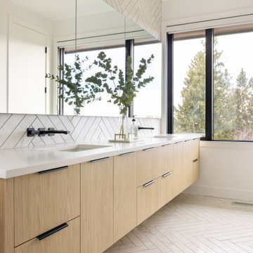 Contemporary Bathroom