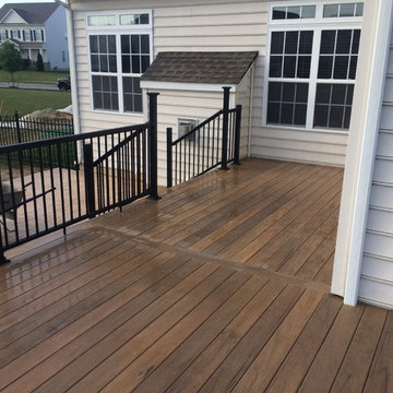 Timbertech legacy deck with aluminum rails with lighted post caps.