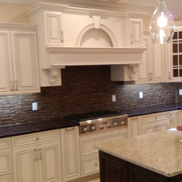 Transitional Black and White Kitchen