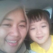 Ona Saris foto