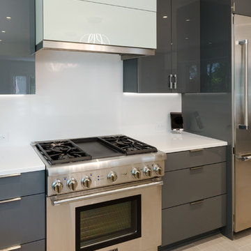Modern & Sleek Kitchen