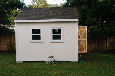Minimalist exterior home photo in Charleston