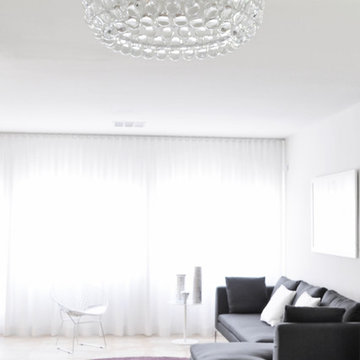 DL HOUSE