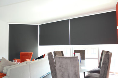 Dining room - contemporary dining room idea in New York