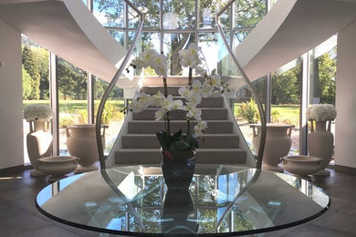 Inspiration for a contemporary entrance in West Midlands.