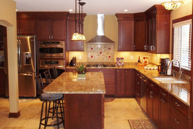 Inspiration for a transitional kitchen remodel in Minneapolis