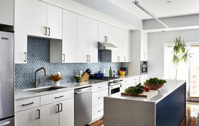 Kitchen of the Week: A Galley With White-and-Blue Style