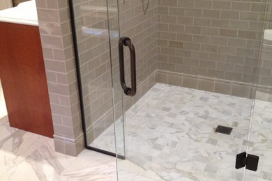 Example of a classic bathroom design in Other