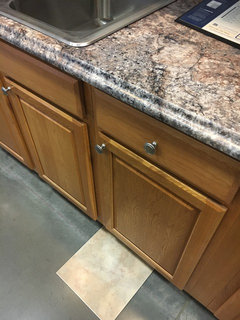 Help Working Within An Ugly Kitchen And Limited Options