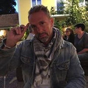 Foto de Mark Karvani

