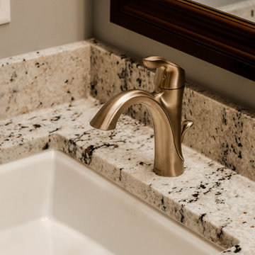 Linwood Traditional Bathroom Vanity