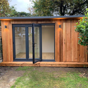 GARDEN OFFICE / SHED