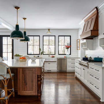 Libertyville Custom Farmhouse Kitchen