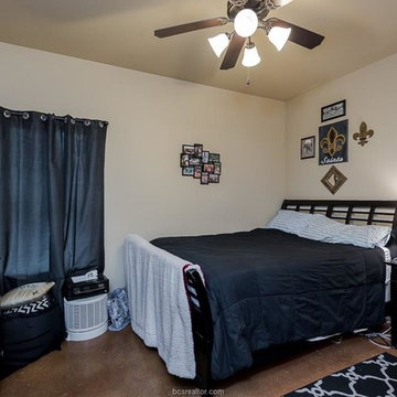 412 Hayes Lane, College Station, TX 77845