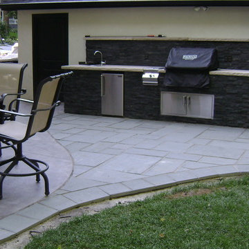 Outdoor Kitchens